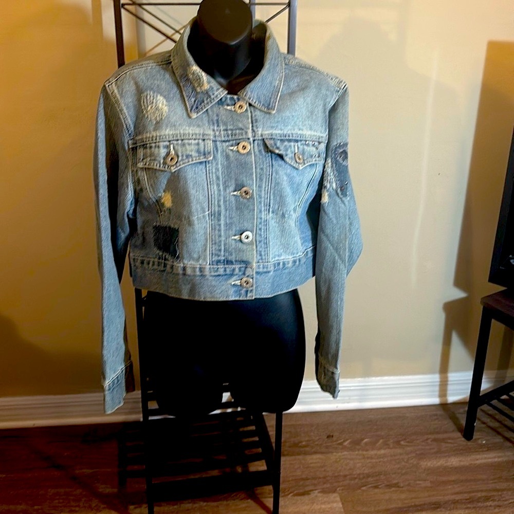 Vanilla Jeans Women’s Blue Cropped Jean Jacket with Classic Collar New no Tag - Picture 3 of 8